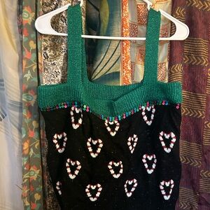 Black and Green Heart Patterned Knit Top